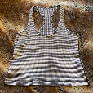 CROPPED lululemon a Cool Racerback gingham sz 6